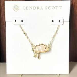 Kendra Scott Celeste Cloud Gold Short Pendant Necklace